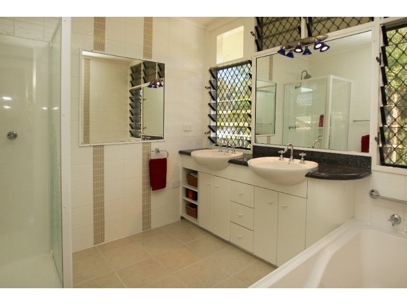 13 Buckby Street, Pallarenda QLD 4810