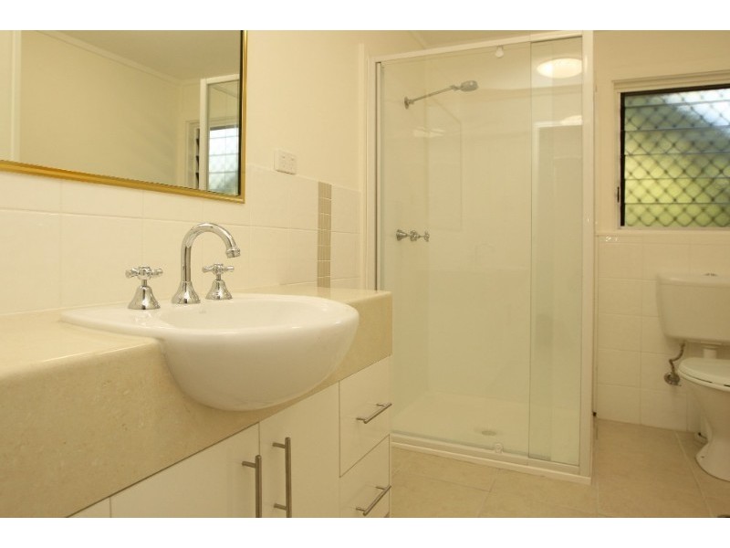 13 Buckby Street, Pallarenda QLD 4810