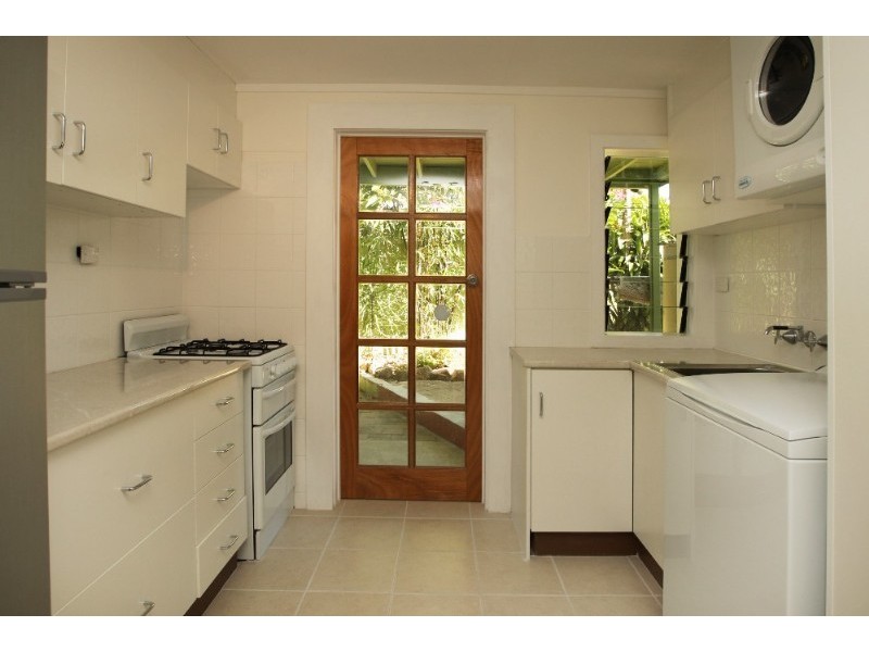 13 Buckby Street, Pallarenda QLD 4810