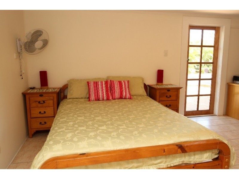 13 Buckby Street, Pallarenda QLD 4810