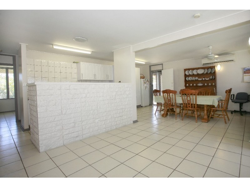 8 Haydon Crescent, Heatley QLD 4814