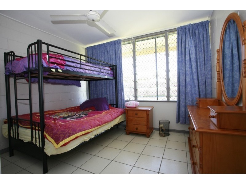 8 Haydon Crescent, Heatley QLD 4814