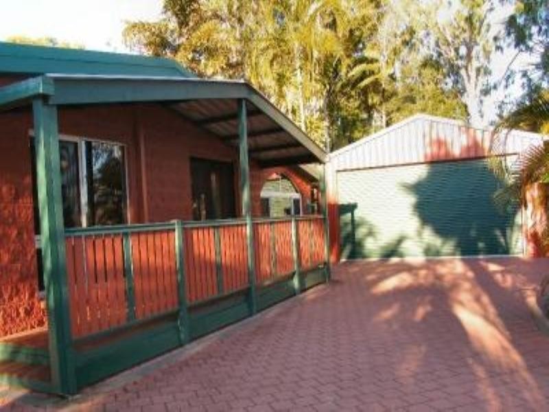 Bushland Beach QLD 4818