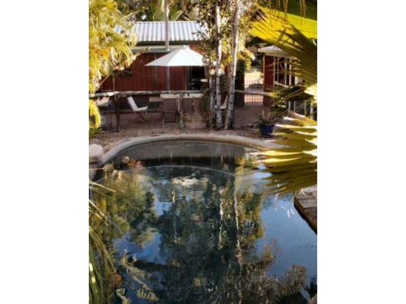 Bushland Beach QLD 4818