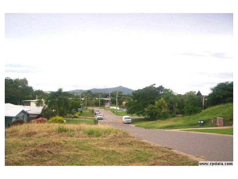 13 Glasgow Avenue, Mount Louisa QLD 4814