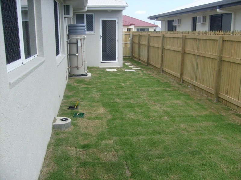 Mount Louisa QLD 4814