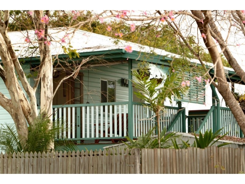 113 Queens Road, Hermit Park QLD 4812