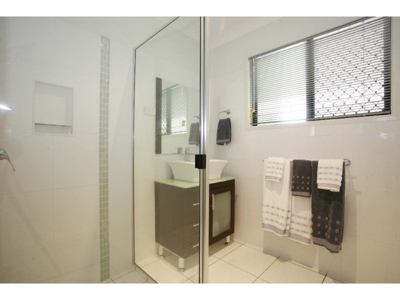 37 Grosvenor Street, Pimlico QLD 4812