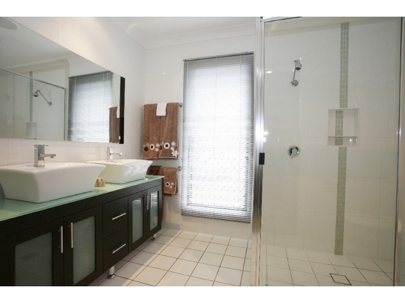 37 Grosvenor Street, Pimlico QLD 4812