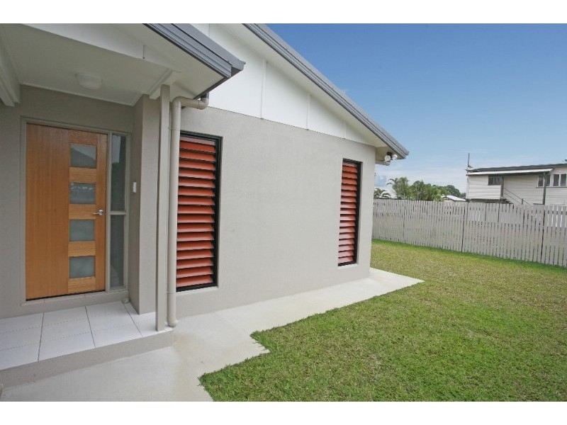 37 Grosvenor Street, Pimlico QLD 4812