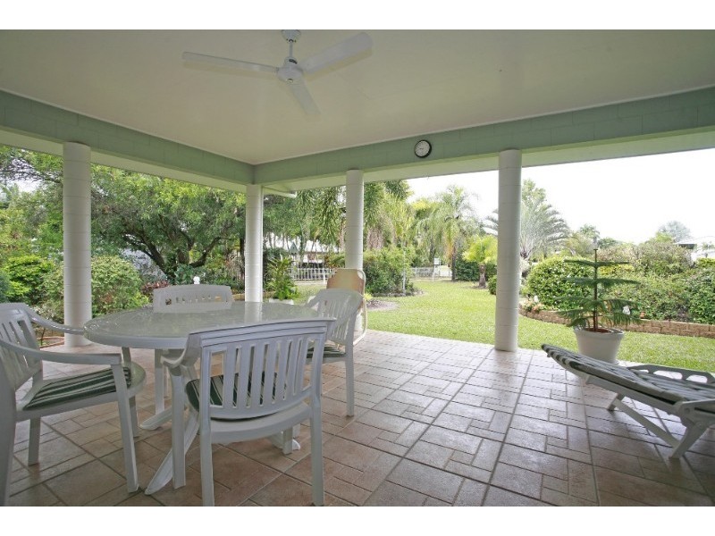 31 Borton Street, Balgal Beach QLD 4816