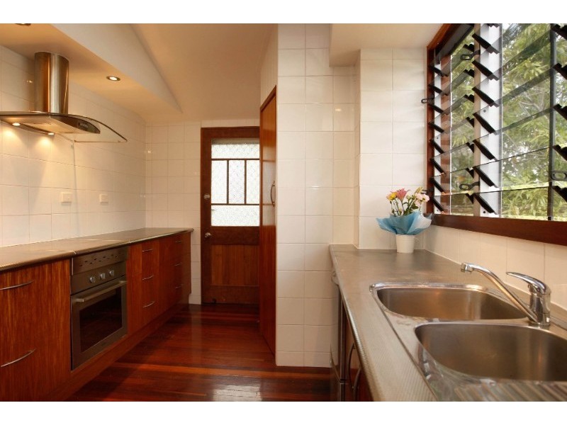 40 Wellington Street, Mundingburra QLD 4812