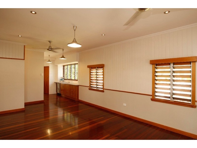 40 Wellington Street, Mundingburra QLD 4812