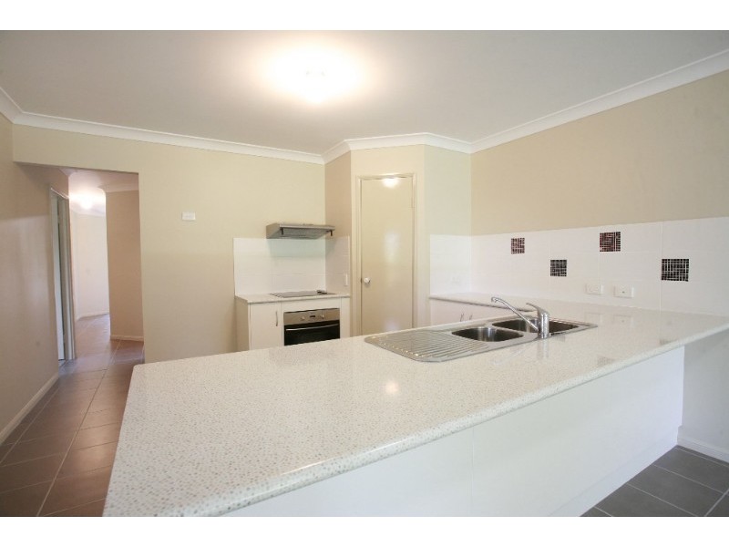 8 Abbott Street, Oonoonba QLD 4811