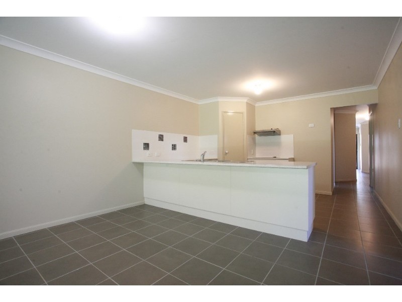 8 Abbott Street, Oonoonba QLD 4811