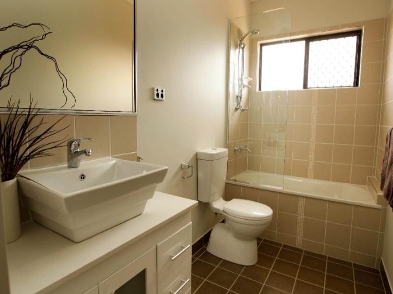 1 Rokeby Court, Bushland Beach QLD 4818