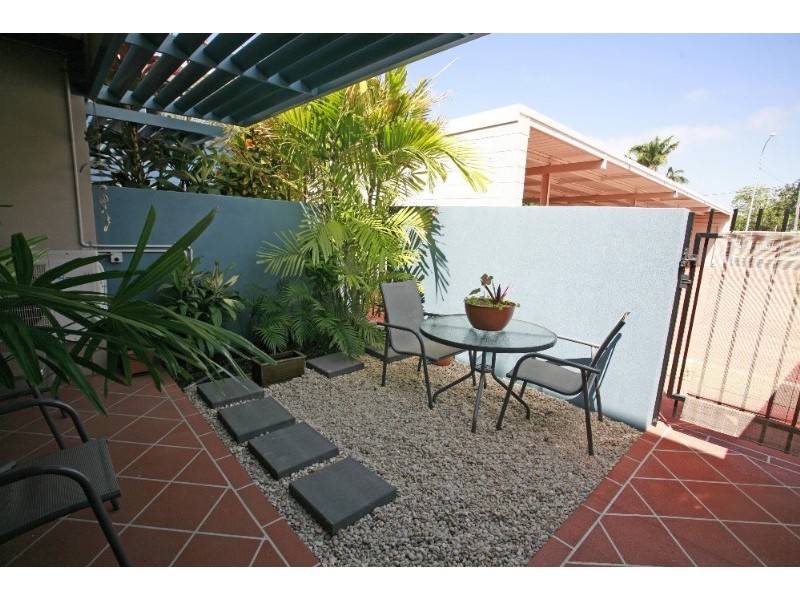 9/22 Stuart Street, North Ward QLD 4810