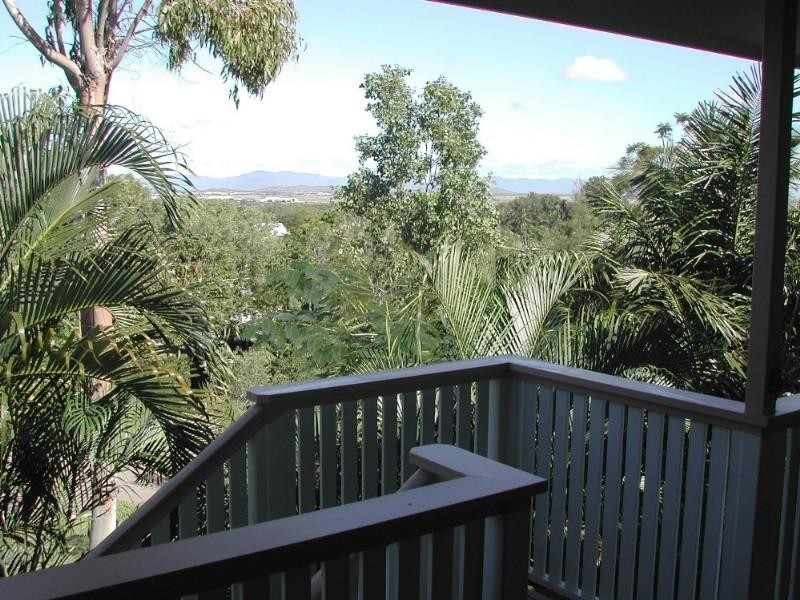 1 Grange Court, Belgian Gardens QLD 4810