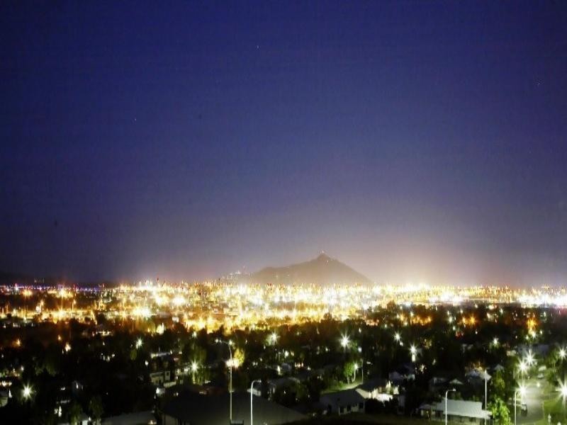 1 Kallanda Street, Mount Louisa QLD 4814