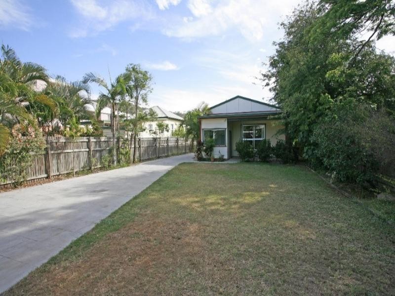 69 Cook Street, North Ward QLD 4810