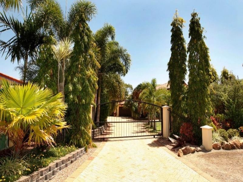 53 Waterview Drive, Bushland Beach QLD 4818