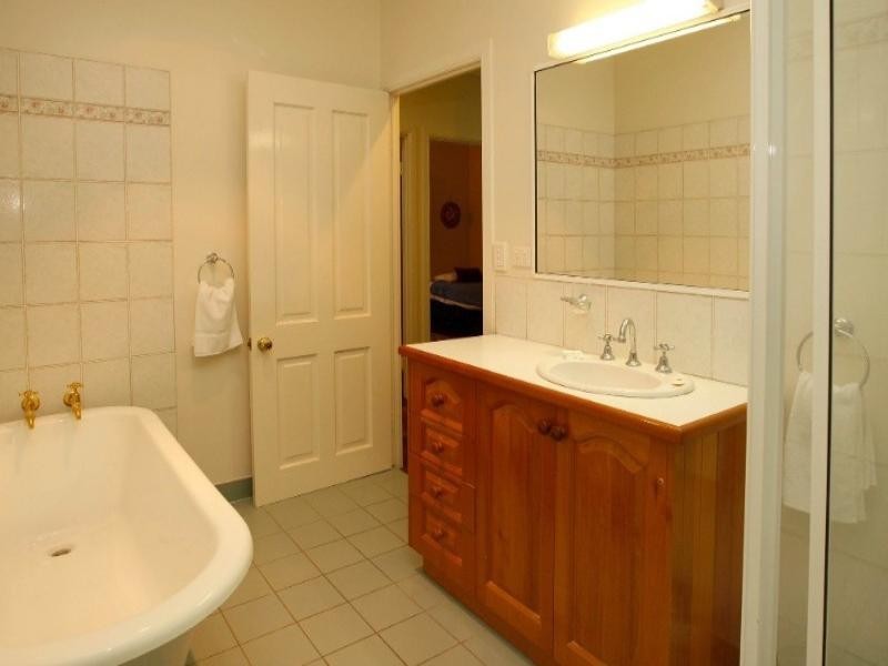 6 Appian Way, Magnetic Island QLD 4819