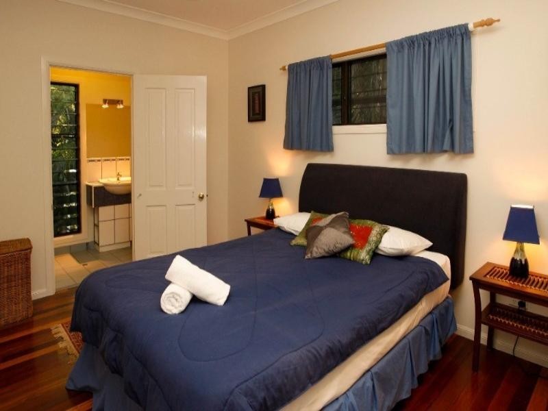 6 Appian Way, Magnetic Island QLD 4819