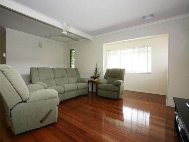 18 Marlynda Avenue, Cranbrook QLD 4814