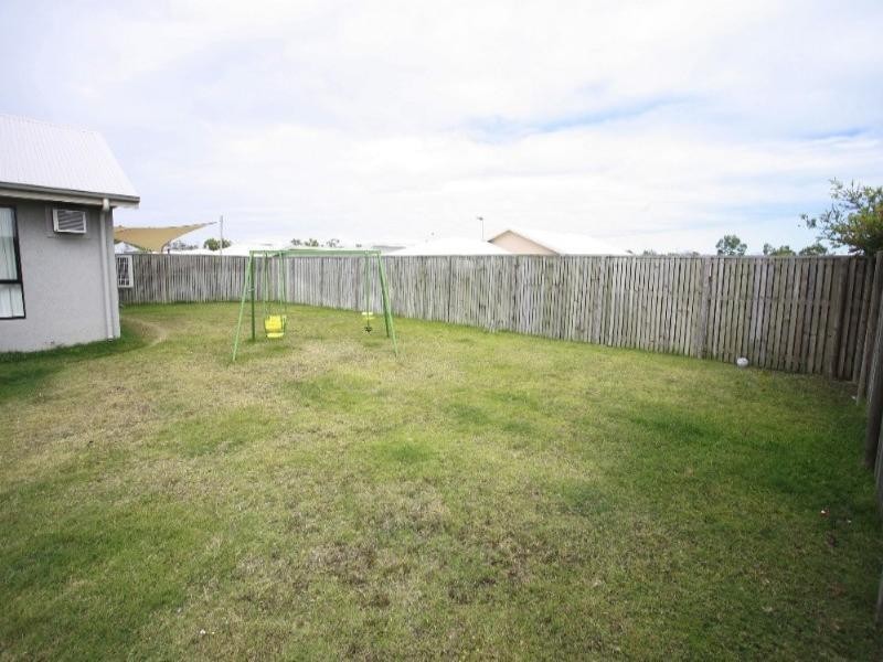 68 Woodwark Drive, Bushland Beach QLD 4818