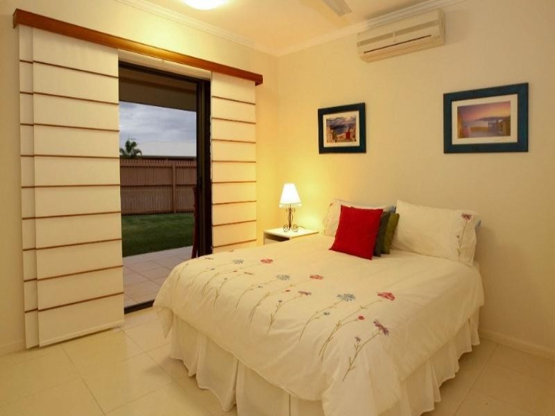 22 Heliconia Court, Mount Louisa QLD 4814