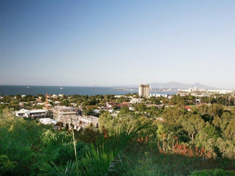 Castle Hill QLD 4810