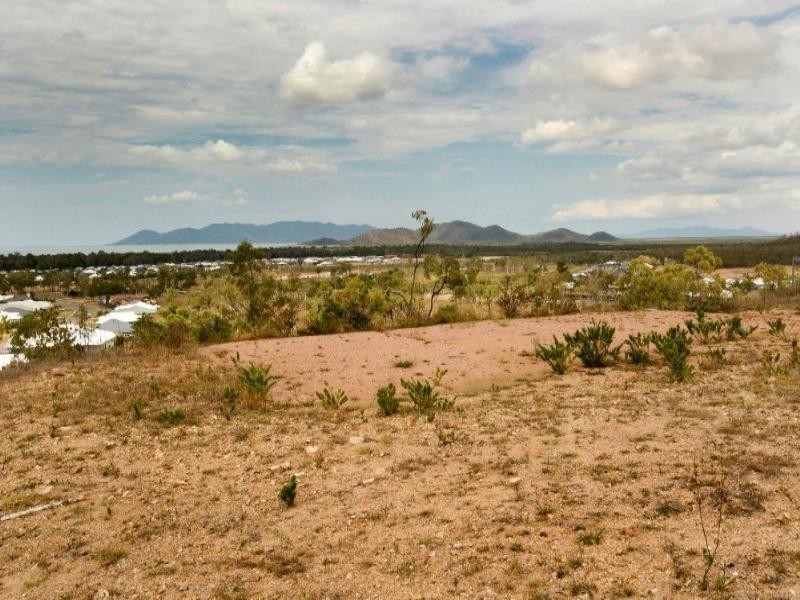 45 Goicoechea Drive, Bushland Beach QLD 4818