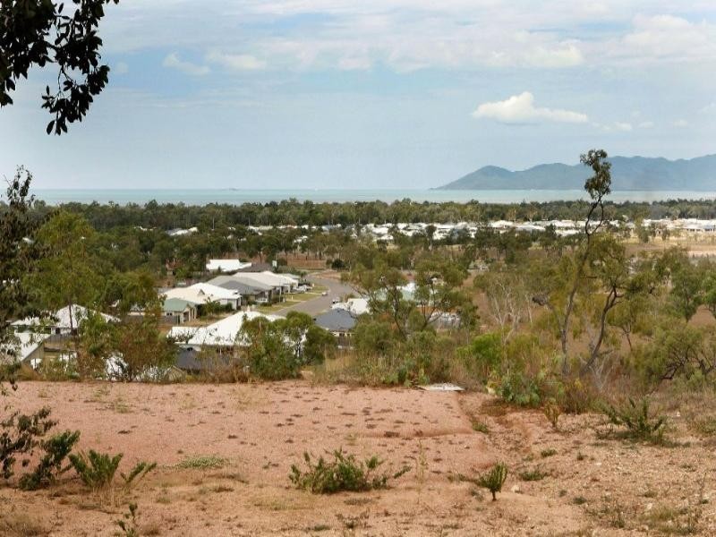 45 Goicoechea Drive, Bushland Beach QLD 4818