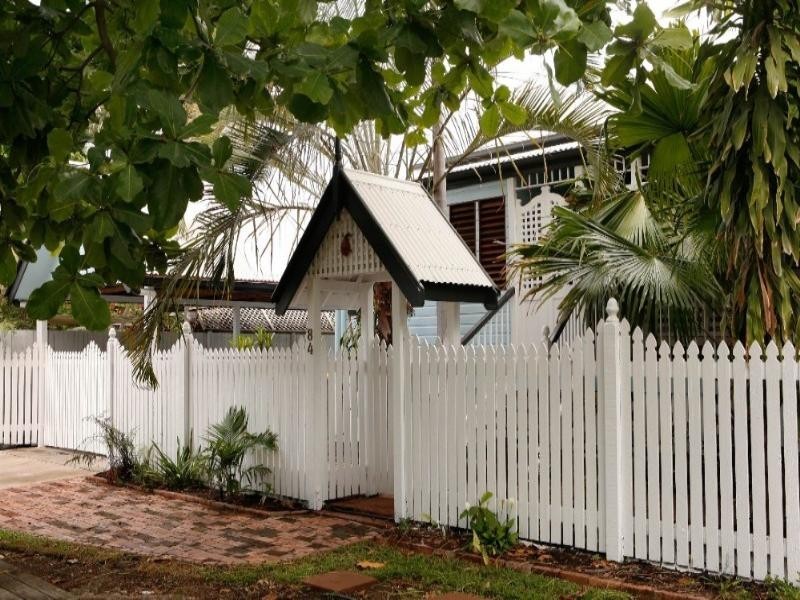 84 Tully Street, South Townsville QLD 4810