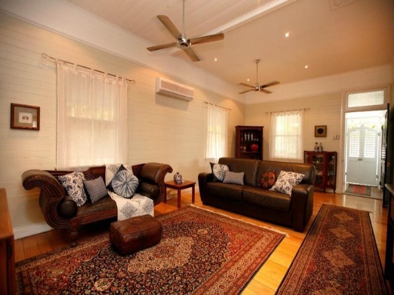 84 Tully Street, South Townsville QLD 4810