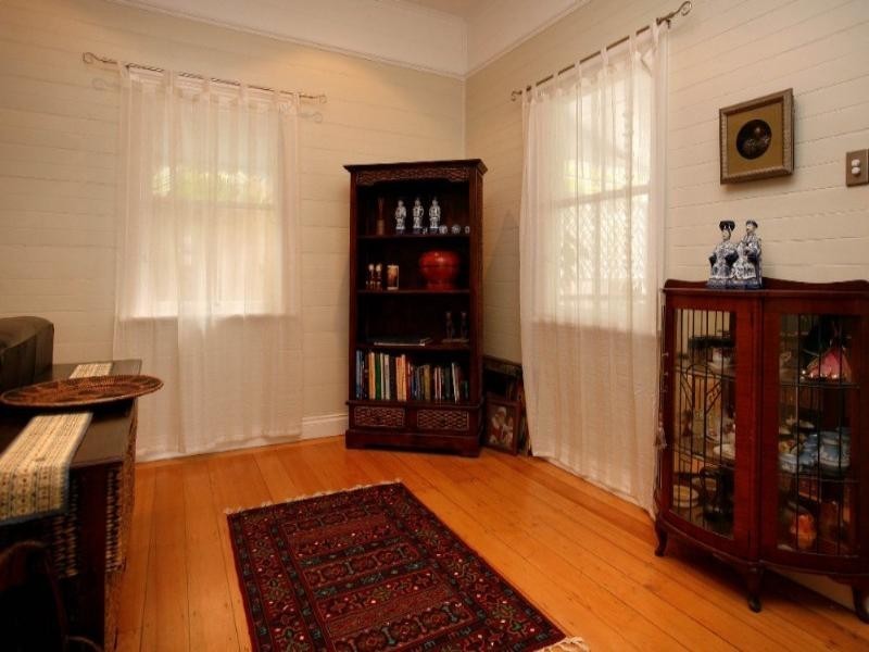 84 Tully Street, South Townsville QLD 4810