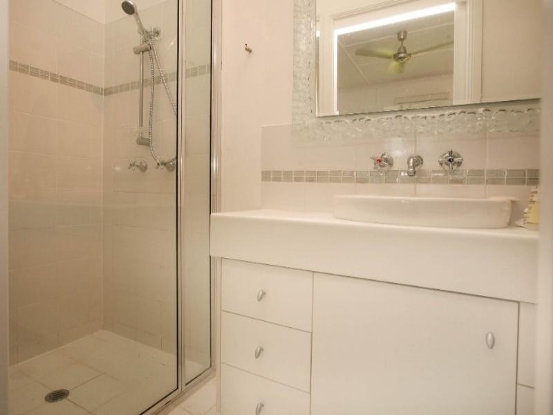 8a Gulliver Street, Mundingburra QLD 4812