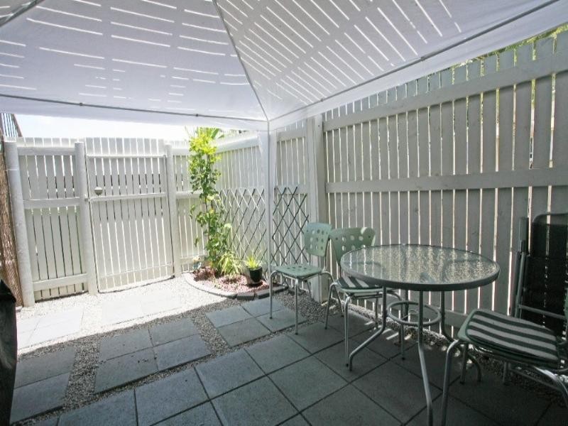 3/136 Queens Road, Hermit Park QLD 4812