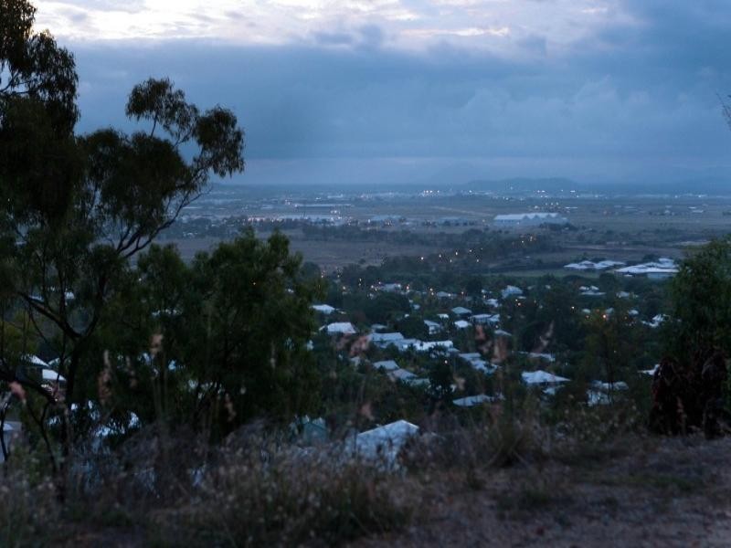 20 The Point, Castle Hill QLD 4810