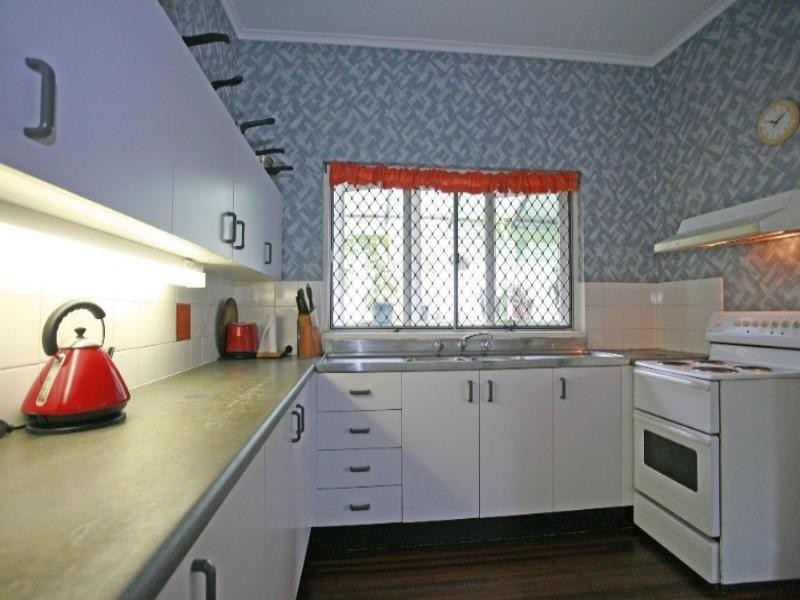 62 Paxton Street, North Ward QLD 4810