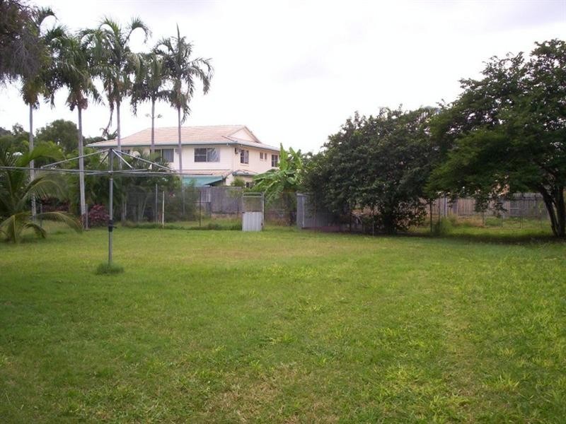 Railway Estate QLD 4810