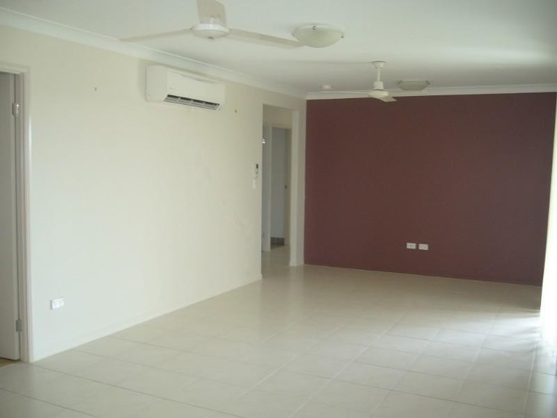 Bohle Plains QLD 4817