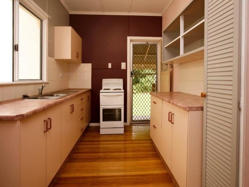 1a Cowley Street, West End QLD 4810