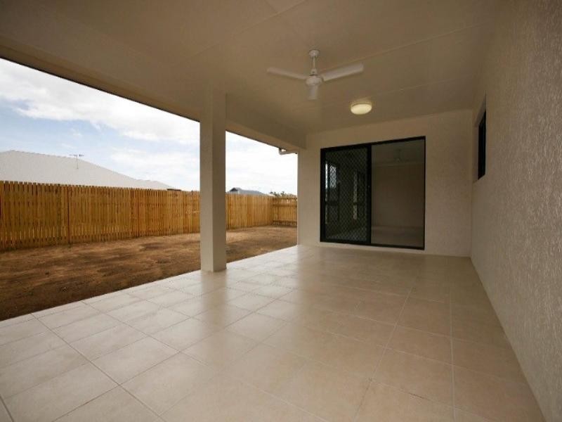 18 Dundabella Drive, Deeragun QLD 4818