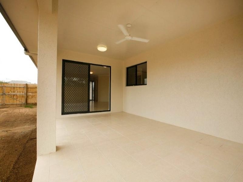 18 Dundabella Drive, Deeragun QLD 4818