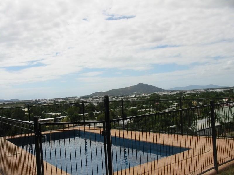 Mount Louisa QLD 4814