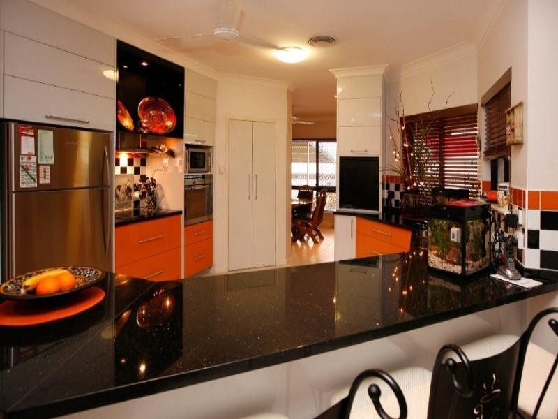 22 Monaro Court, Mount Louisa QLD 4814