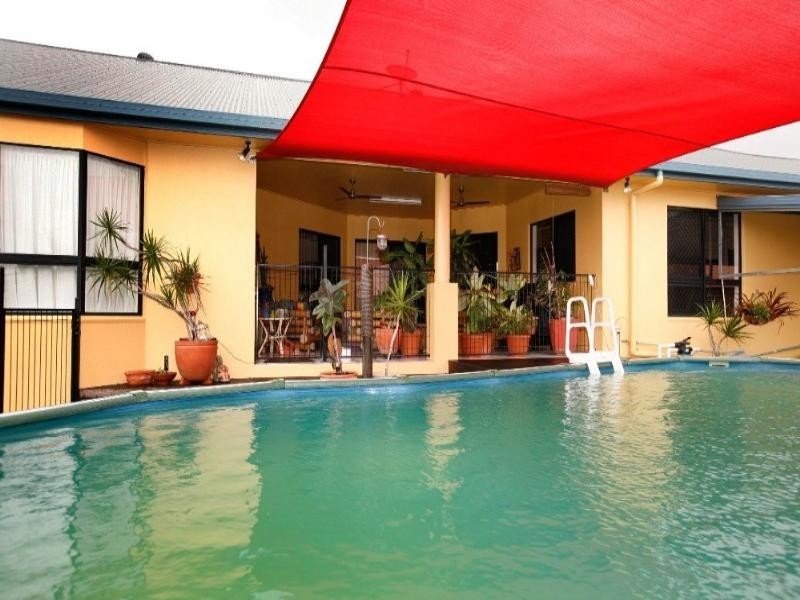 22 Monaro Court, Mount Louisa QLD 4814