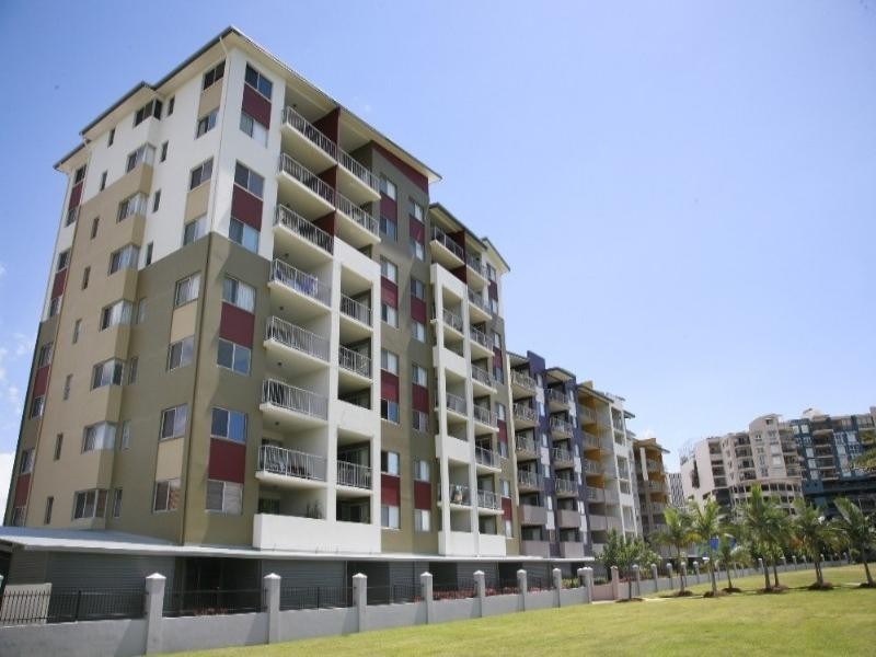 25/11 Stanley Street, Townsville City QLD 4810