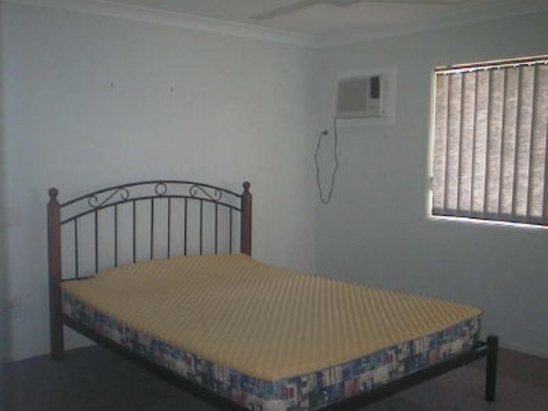 Pimlico QLD 4812